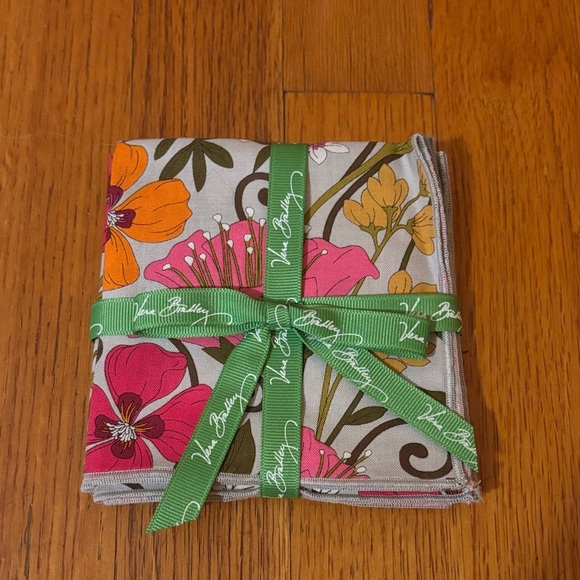 Vera Bradley Other - Vera Bradley Floral Napkin Set Tea Garden Print NWT